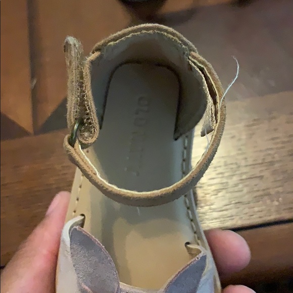 Old Navy Bunny Sandals - Picture 5 of 7